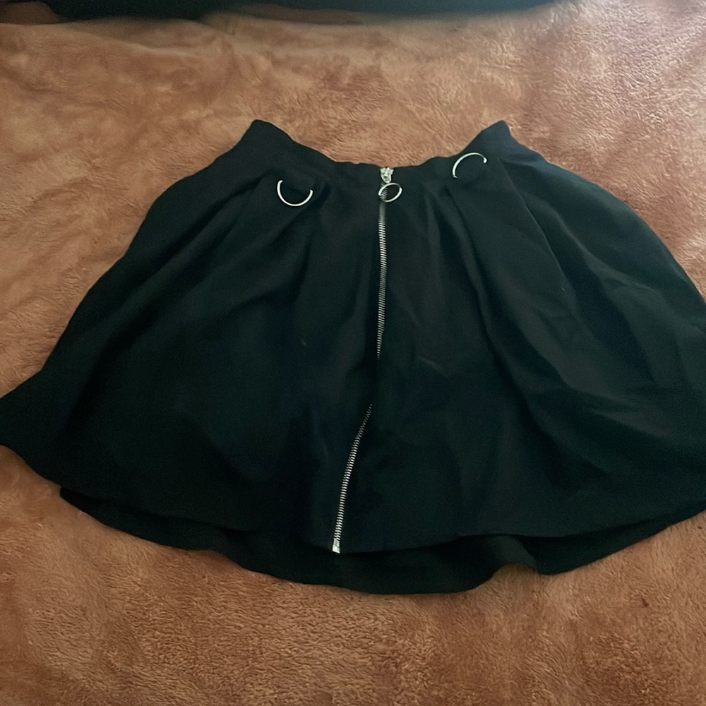Small black Hot Topic skirt